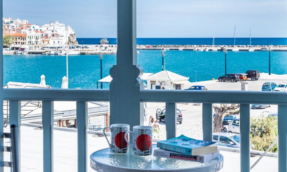 marialena rooms   triple room sea view  